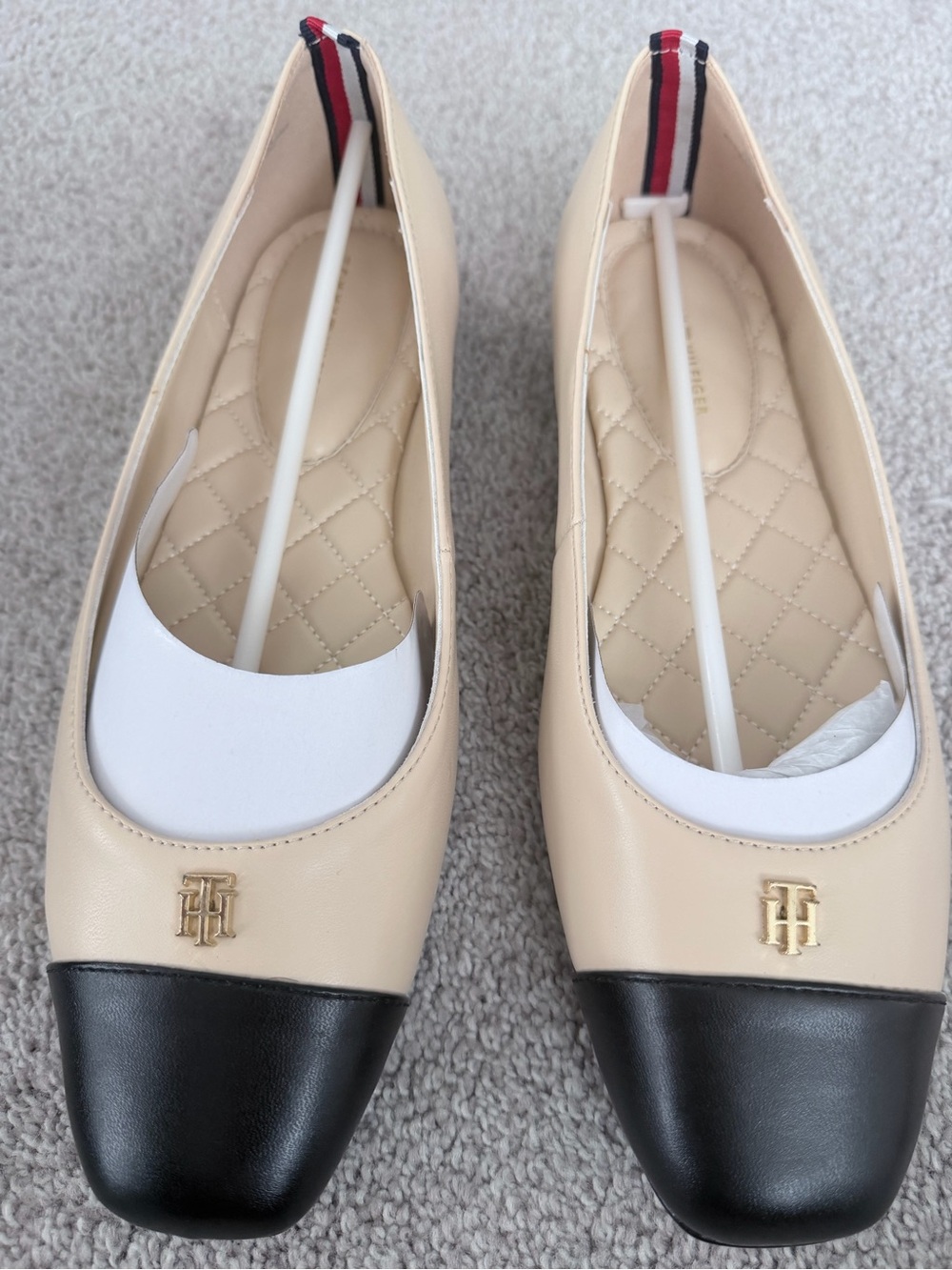 Tommy Hilfiger Bekim Ballet Flats NWT Size:8.5
